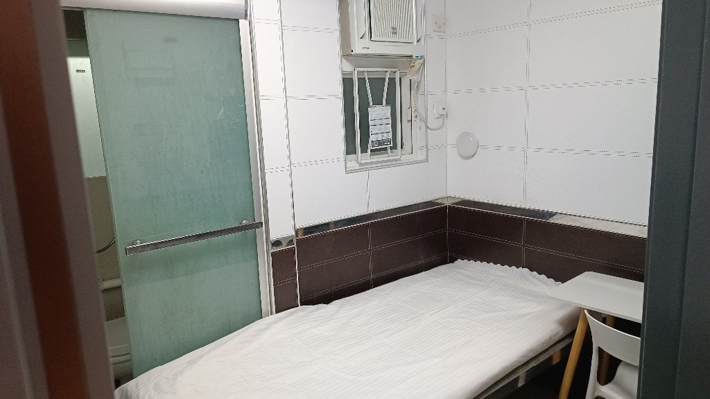 尖沙咀重慶大廈合租 共用廁房獨立廁所 - Jordan/Tsim Sha Tsui - Bedroom - Homates Hong Kong