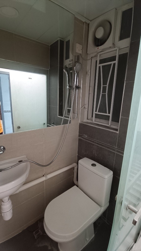 尖沙咀重慶大廈合租 共用廁房獨立廁所 - Jordan/Tsim Sha Tsui - Bedroom - Homates Hong Kong