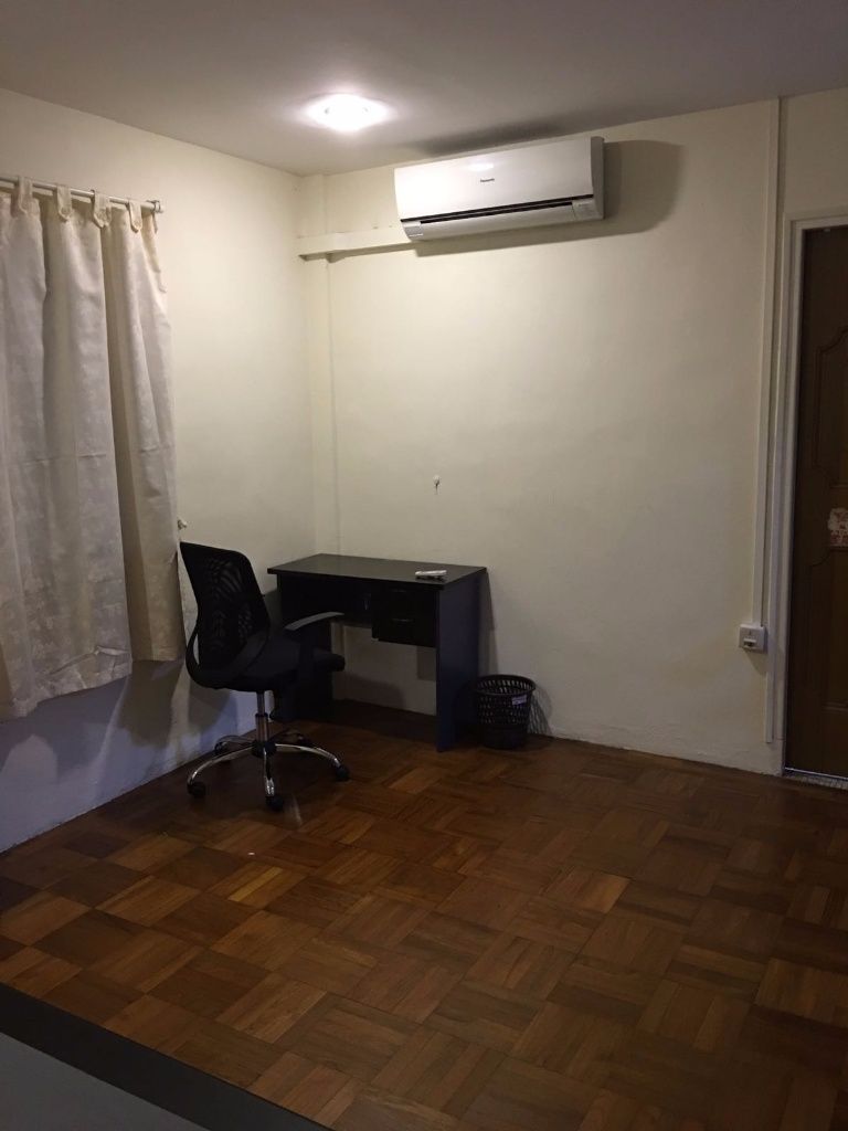 Masterbedroom, common room or maid room - Hougang - Bedroom - Homates Singapore
