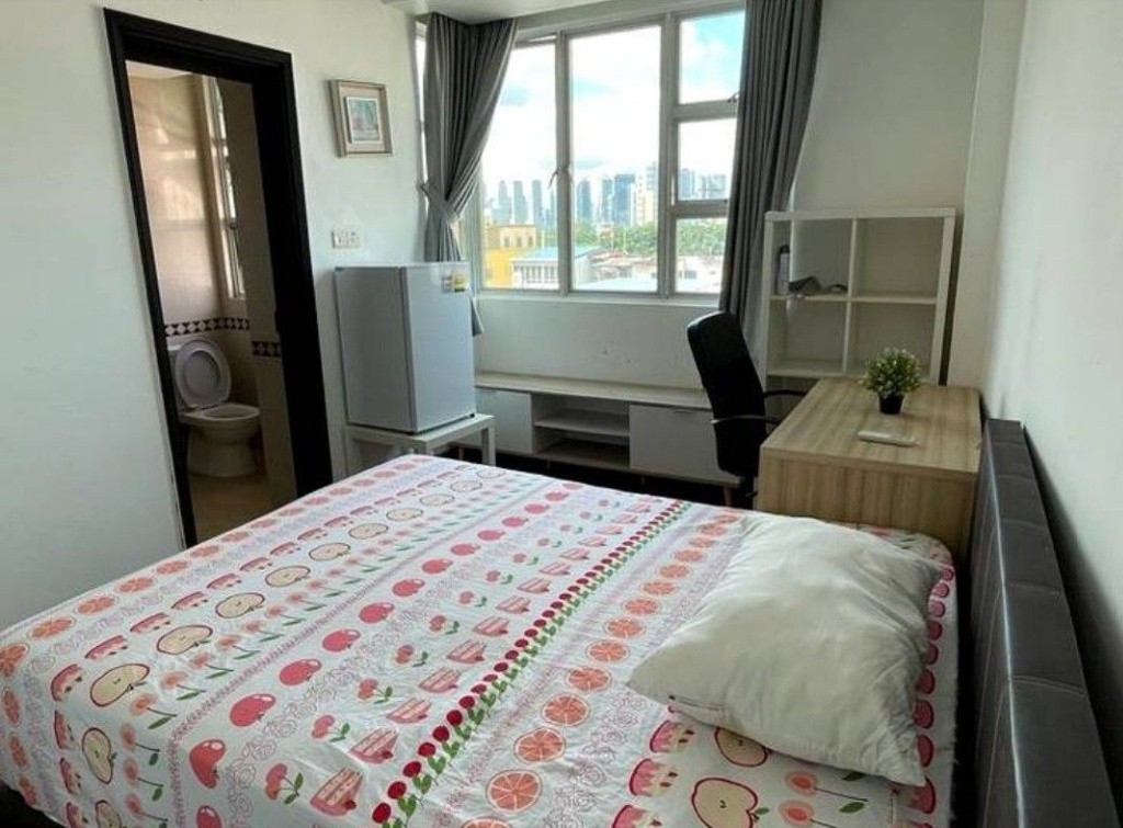 Kallang /Mountbatten / Stadium Mrt - Master bedroom Canberlin Lodge, Immediate Available - Eunos 友諾士 - 整個住家 - Homates 新加坡