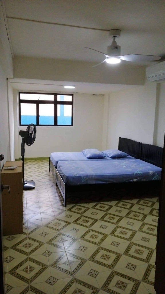Room rental at 700, sharing with 1 Malaysian Chinese tenant  - Boon Keng 文慶 - 分租房間 - Homates 新加坡