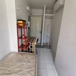 Immediate Available-Common Room/Single Occupancy/no Owner Staying/No Agent Fee/Cooking allowed/Orchard Mrt /  Somerset MRT/Newton MRT - Orchard - Bedroom - Homates Singapore