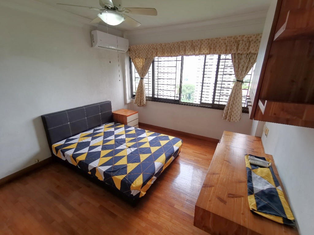 Available 4 May/Common Room/1 or 2 person stay/Shared bathroom/WIFI/  Air-con/no Owner Staying /No Agent Fee/Cooking allowed/Near Braddell MRT/Marymount MRT/Caldecott MRT - Marymount 瑪麗蒙 - 分租房间 - Homates 新加坡