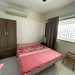 Common Room With Balcony/1 or 2 person stay/no Owner Stayin/No Agent Fee/Cooking allowed/Near Braddell MRT/Marymount MRT/Caldecott MRT / Available 30 April - Braddell 布萊徳 - 分租房間 - Homates 新加坡