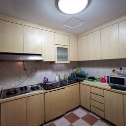 Common Room/1 or 2 person stay/No Owner Staying//WIFI/Aircon/Light Cooking allowed/Near Balestier  / Toa Payoh and Novena MRT/Available 20 April   - Novena 诺维娜 - 分租房间 - Homates 新加坡