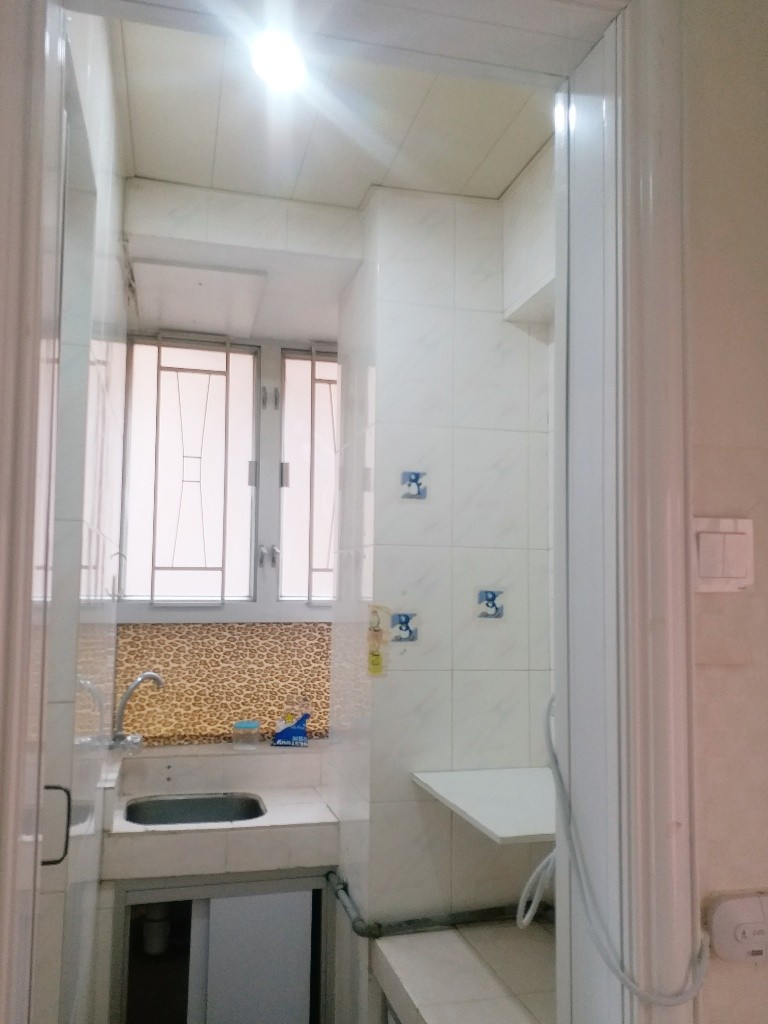旺角a2出口一分鐘到達大廈 - Mong Kok/Yau Ma Tei - Flat - Homates Hong Kong