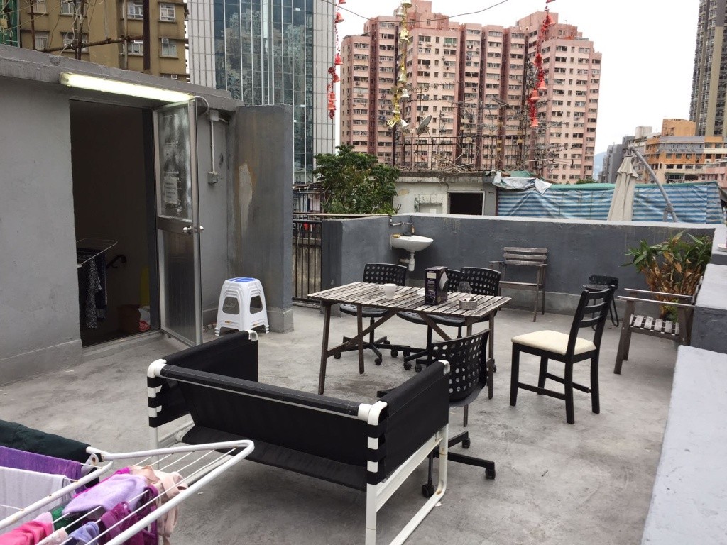 Sai Ying Pun Shared Flat  - Designated for internship, students, young professionals from overseas - Western District - Bedroom - Homates Hong Kong