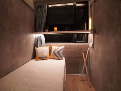 5 Single Rooms for Girls at the heart of Tsim Sha Tsui - 48 Haiphong Road