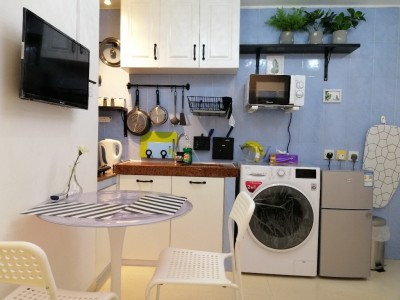 Brand new refurb shared rooms.  - 72 Cheung Sha Wan Road, Kwoloon