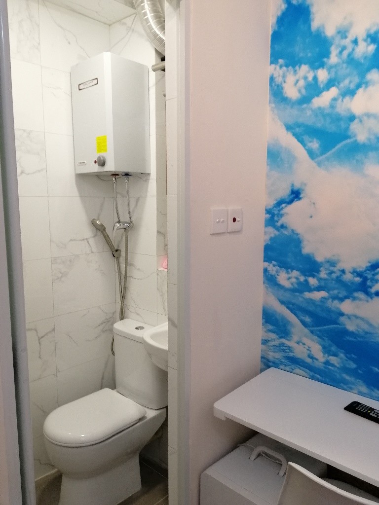 Mongkok real Hong Kong centre area brand new refurbished separate suite - Mong Kok/Yau Ma Tei - Studio - Homates Hong Kong