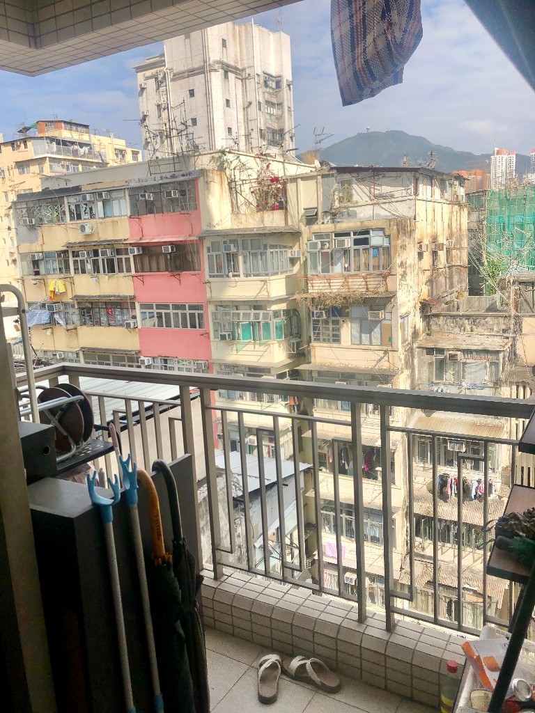  罕见好房，深水埗洋楼两房一厅整套转租，近地铁，家具全，无中介费，拎包入住 - Sham Shui Po - Flat - Homates Hong Kong