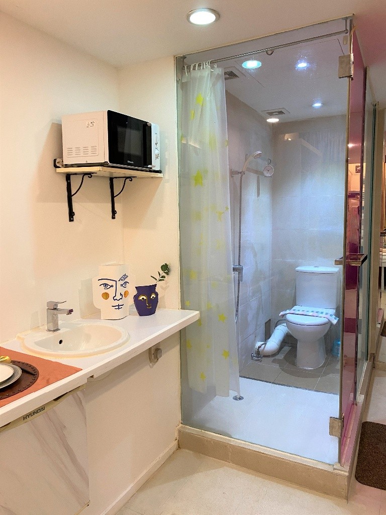 Wan Chai (near Times Square) Serviced Studio with private bathroom + once a week maid service - 灣仔 - 獨立套房 - Homates 香港