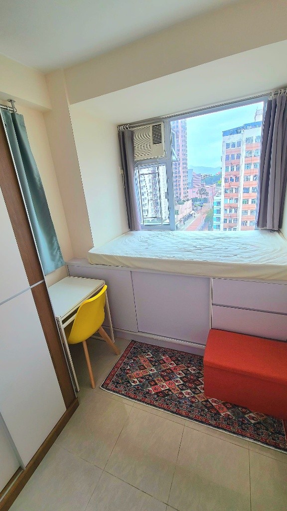 Newly renovated and fully furnished Share Flat - Yuen Long - Bedroom - Homates Hong Kong