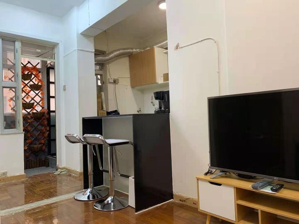 Co-living銅鑼灣共享公寓-華爾大廈-女生 Co-Living - Causeway Bay - Bedroom - Homates Hong Kong