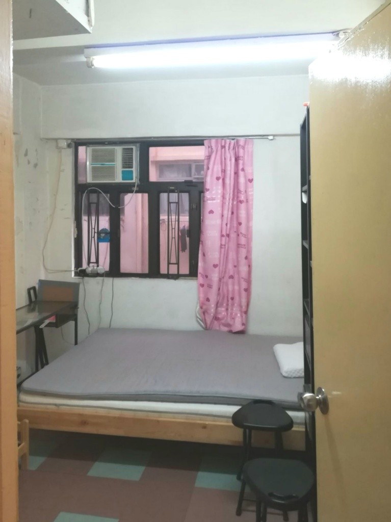 特大 唐樓 四通八達 flat share - To Kwa Wan - Bedroom - Homates Hong Kong