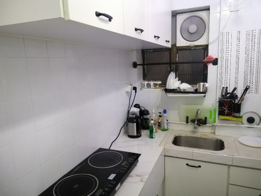 New refurbished shared apartment. in TST 6 mins walk from Jordan station.  Move in with your suitcase. - 佐敦/尖沙咀 - 房間 (合租／分租) - Homates 香港