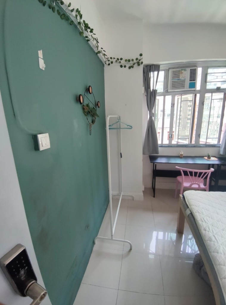 油麻地寶翠大廈 $5500(男生共居)Yau Ma Tei Coliving(Big room) - Mong Kok/Yau Ma Tei - Bedroom - Homates Hong Kong