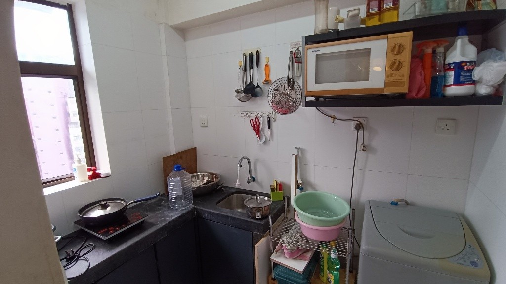 旺角亞皆老街25號俊興樓 Coliving Chun Hing Building Coliving Space - Mong Kok/Yau Ma Tei - Bedroom - Homates Hong Kong