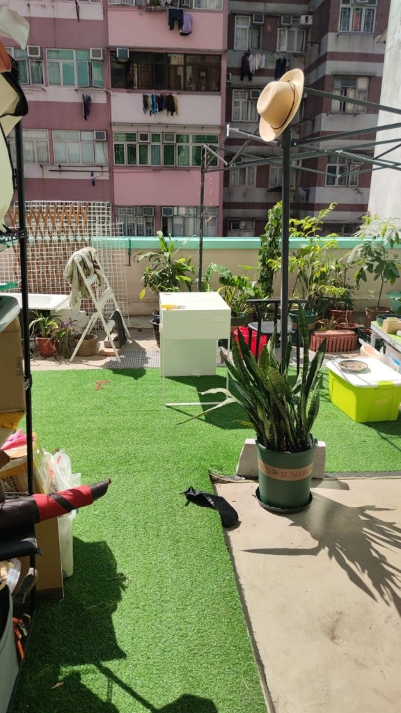 深水埗明華大廈出租可-Ming Wah Building.  Sham Shui Po for Rent( residential Use) coliving male(商住用途)Commercial  and living use) - Sham Shui Po - Bedroom - Homates Hong Kong