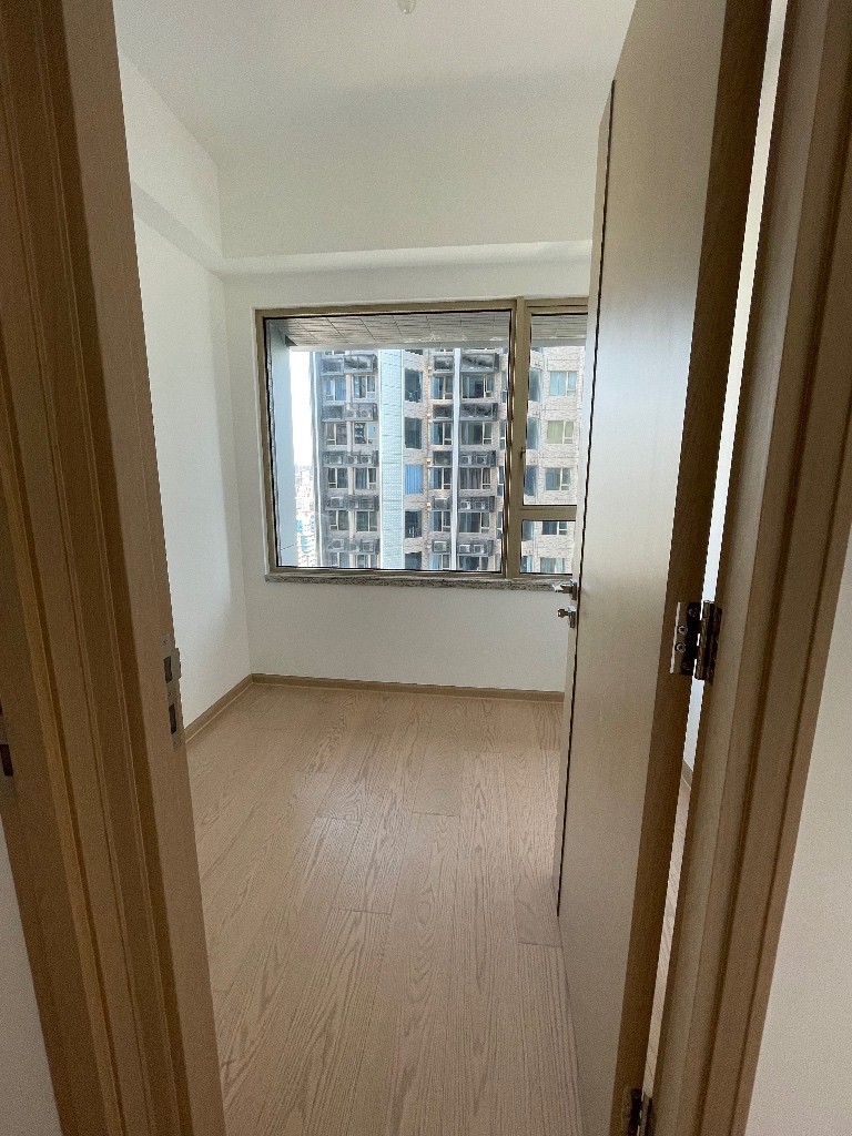 海愛頌2房1廳1廁 出租細房 - Sham Shui Po - Bedroom - Homates Hong Kong