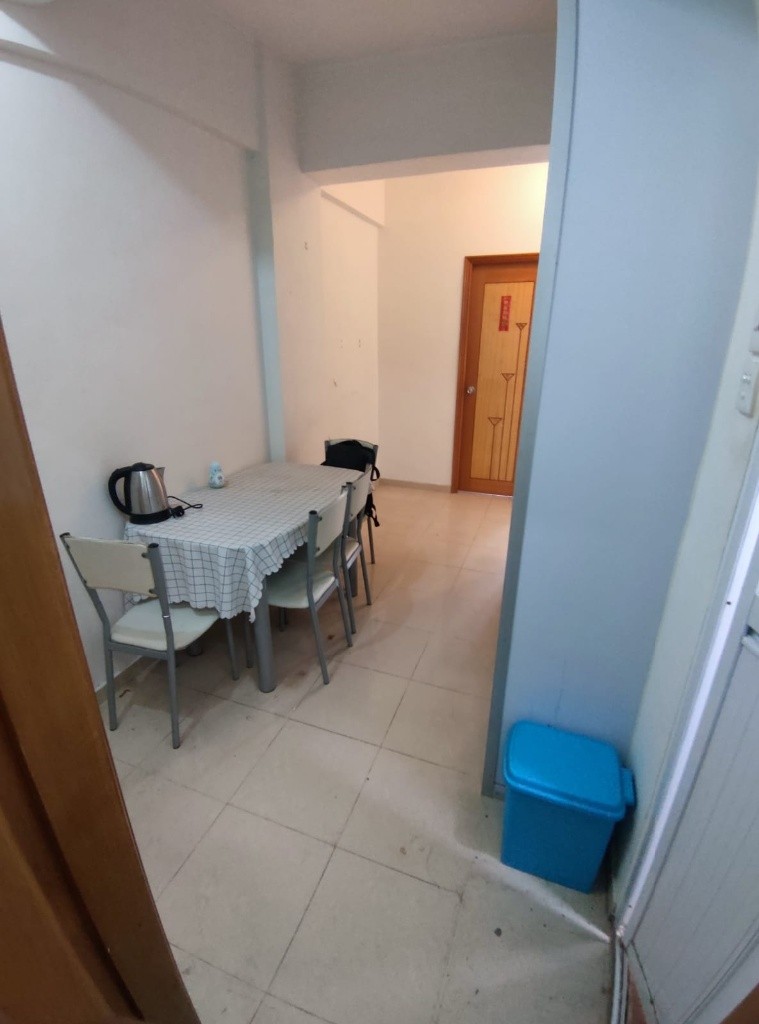 南昌站欽州街1號昌遠大廈男單人房 Male living room for rent near  Nam Cheong Station - Sham Shui Po - Bedroom - Homates Hong Kong