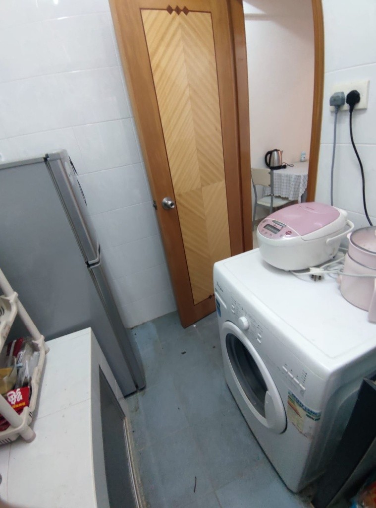 南昌站欽州街1號昌遠大廈男單人房 Male living room for rent near  Nam Cheong Station - Sham Shui Po - Bedroom - Homates Hong Kong