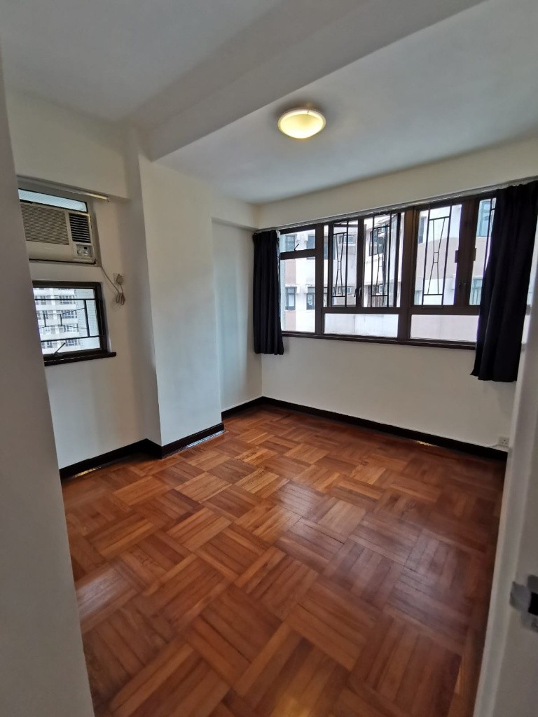 Nice 3 Bedrooms Flat for Sharing - Happy Valley - Bedroom - Homates Hong Kong