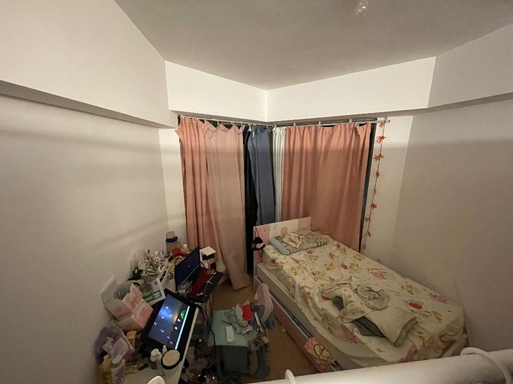 Nice clubhouse, looking for a girl in the large living room - Sham Shui Po - Bedroom - Homates Hong Kong