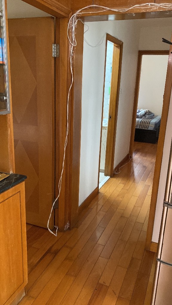 荃灣MTR上蓋分租一房（有兩間） - Tsuen Wan - Bedroom - Homates Hong Kong