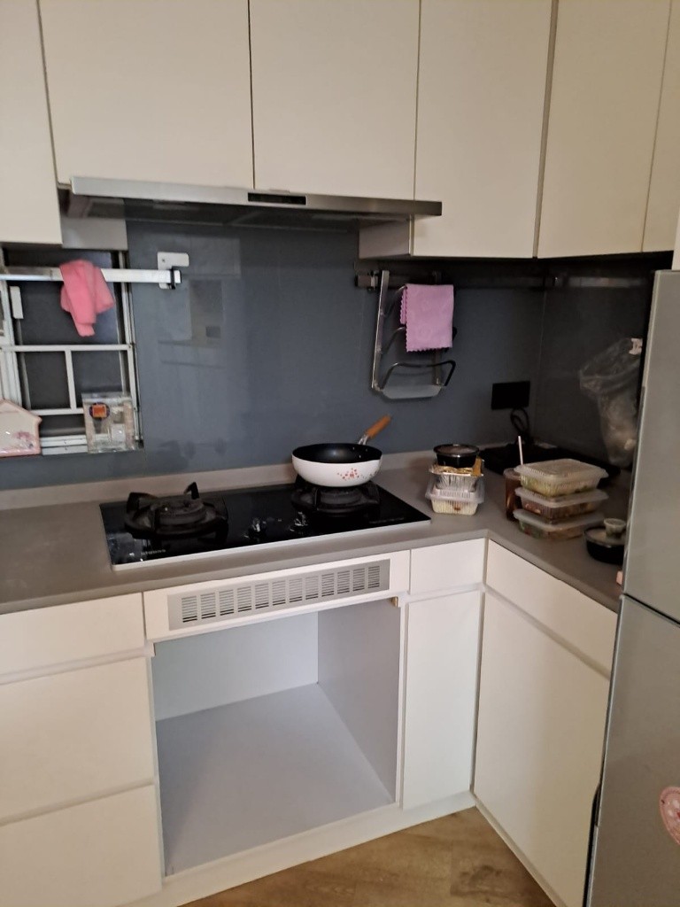 Spacious 3 bdr flat 1 min to taikoo mtr $8900 - Quarry Bay - Flat - Homates Hong Kong