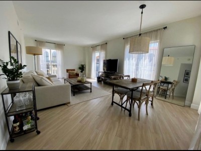 Contact dleonard19570@gmail.com for more info  - 106 queens street 