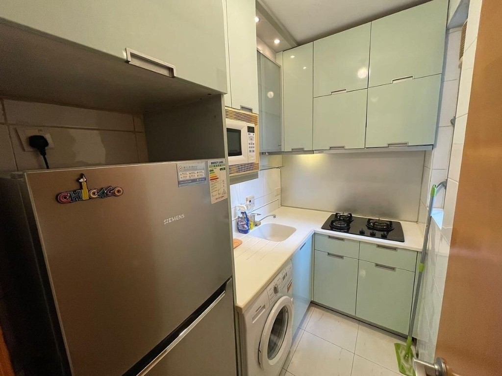 Central [ 1+1 F/Furnished! ] Move in Condition - 上環/中環 - 住宅 (整間出租) - Homates 香港