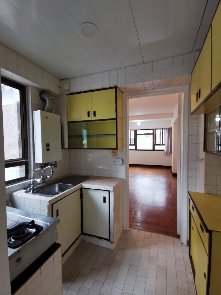 Generous Size 3 Bedrooms in Happy Valley for Rent - Happy Valley - Flat - Homates Hong Kong