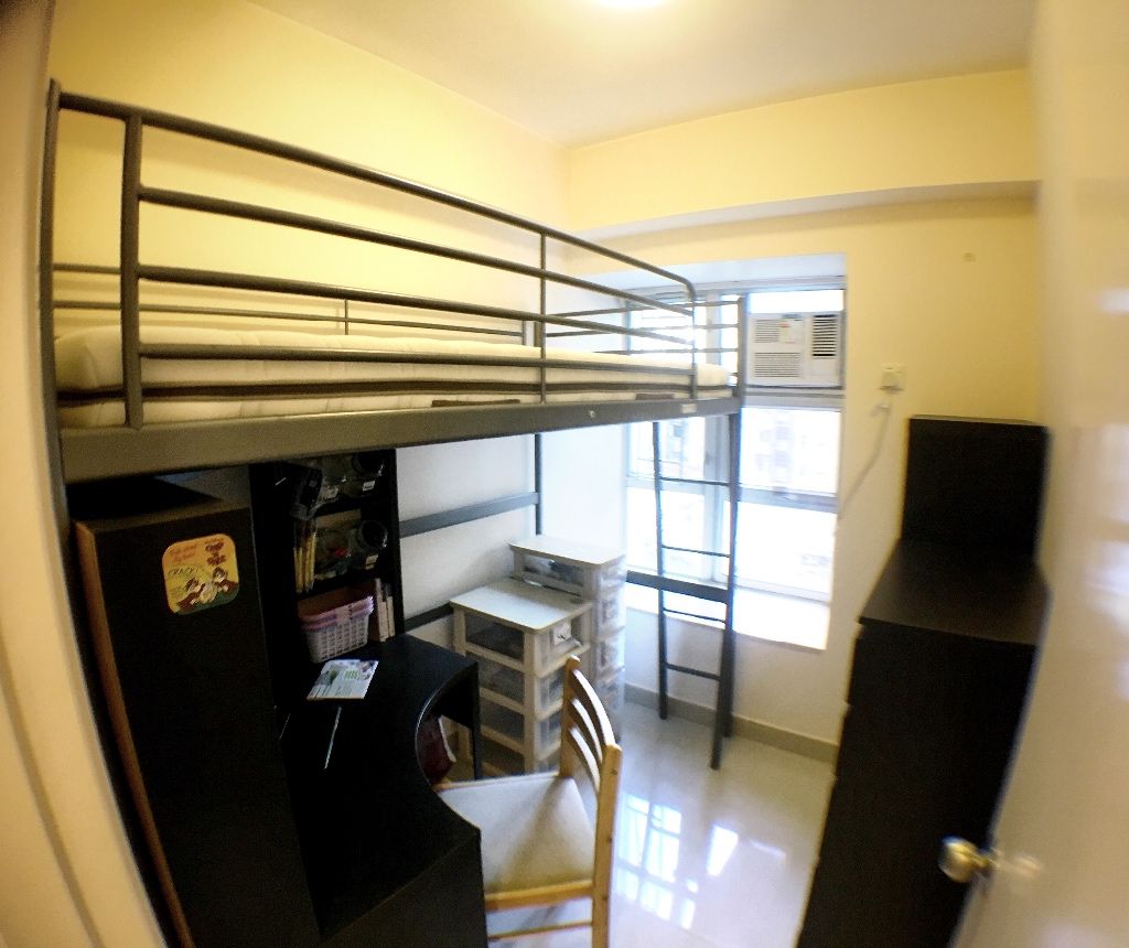 Nice clean single bedroom with furniture - Quarry Bay - Flat - Homates Hong Kong