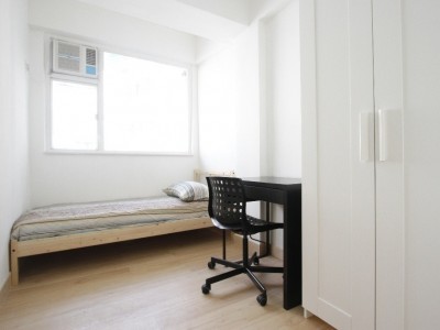 whatsapp 6134 6324 1 Bedroom available in Flatshare $5900 all amenities incuded 2 min walk to Quarry Bay station Cozy and Convenient - 12 hong on street