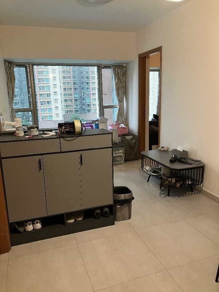 whatsapp 6134 6324  Flatshare  all amenities incuded 2 min walk to Quarry Bay station Cozy and Convenient - 鲗鱼涌 - 住宅 (整间出租) - Homates 香港