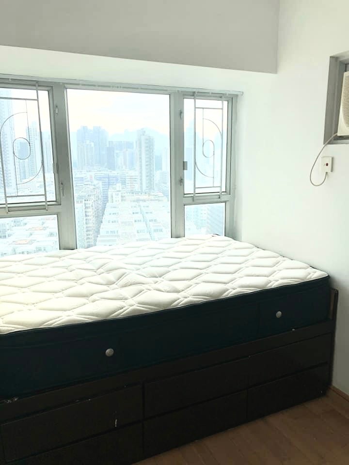 Seaview apartment with balcony  - Kowloon City - Bedroom - Homates Hong Kong