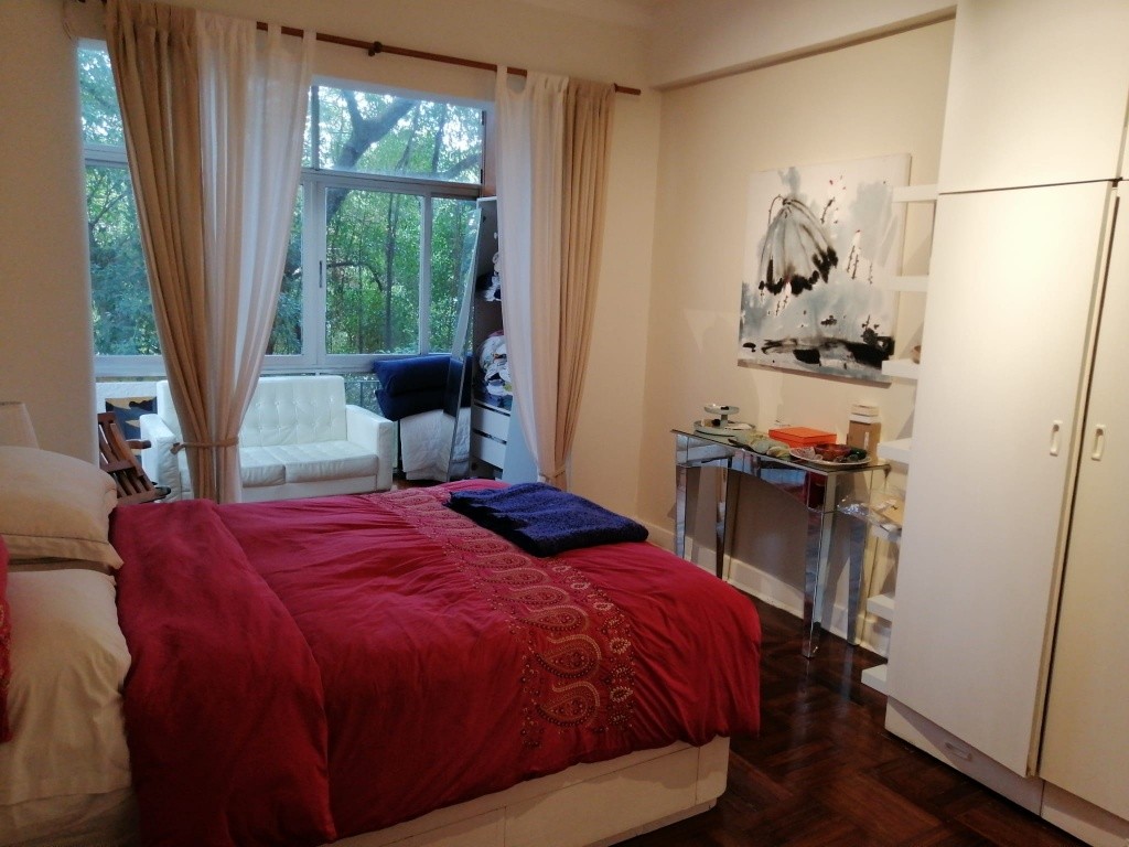 Spacious Bright Mid-levels Apt ~1700 sq ft to Share w/1 frequent traveller - Mid Level Central/Admiralty - Flat - Homates Hong Kong