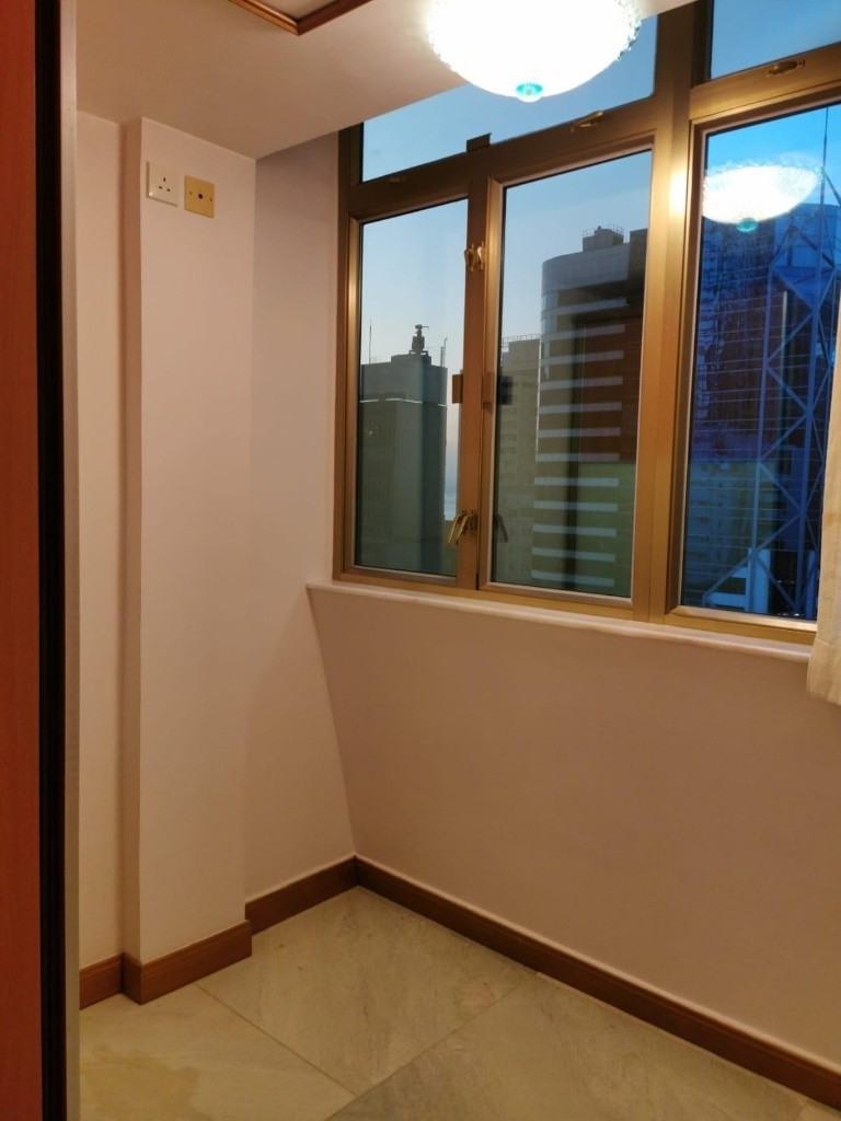 銅鑼灣，中心地段，旺中帶靜 - Causeway Bay - Flat - Homates Hong Kong