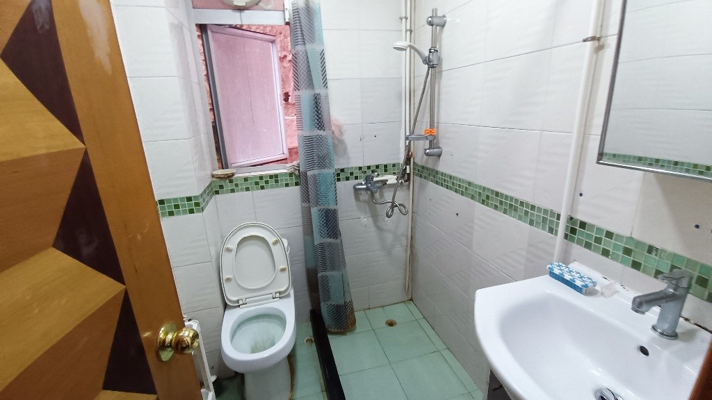 太子道西利盛大廈(男生共居空間) Male Coliving Space rmD 20230525 - Prince Edward - Bedroom - Homates Hong Kong