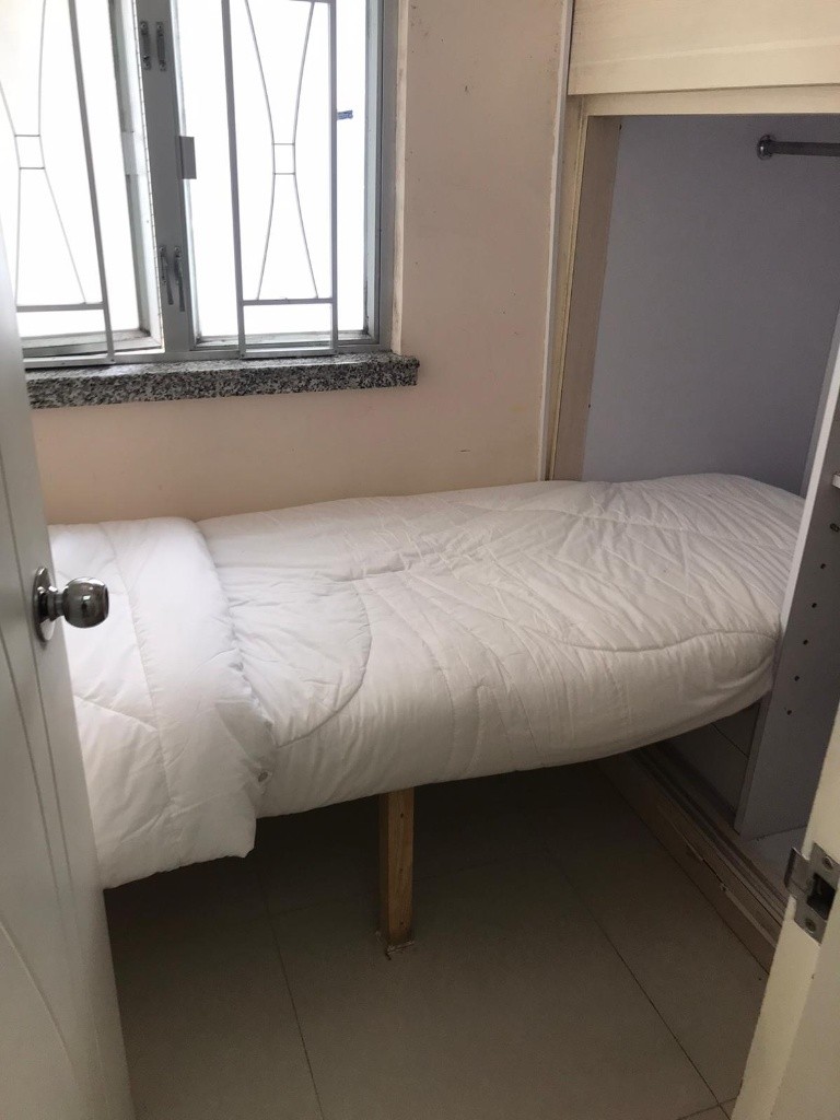 马鞍山中心Ma On Shan Centre Coliving Space for rent male only - 马鞍山 - 房间 (合租／分租) - Homates 香港