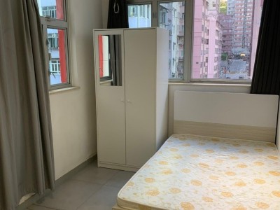 實用間隔 , 雅裝 , 基本配套齊 , 近地鐵 , 即打90358312約睇 - 北角皇冠大廈