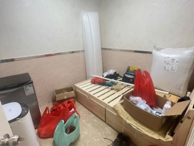 實用間隔 , 雅裝 , 基本配套齊 , 近地鐵 , 即打90358312約睇 - 百德新街51號
