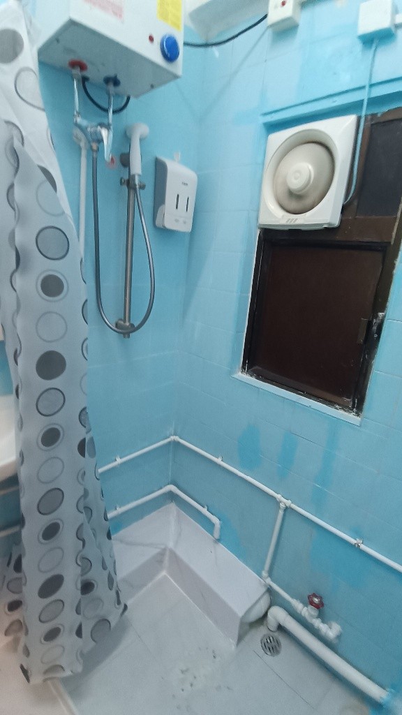 Sham Shui Po female Coliving space  Cheung Sha Building( share Toilet Kitchen) - Sham Shui Po - Bedroom - Homates Hong Kong