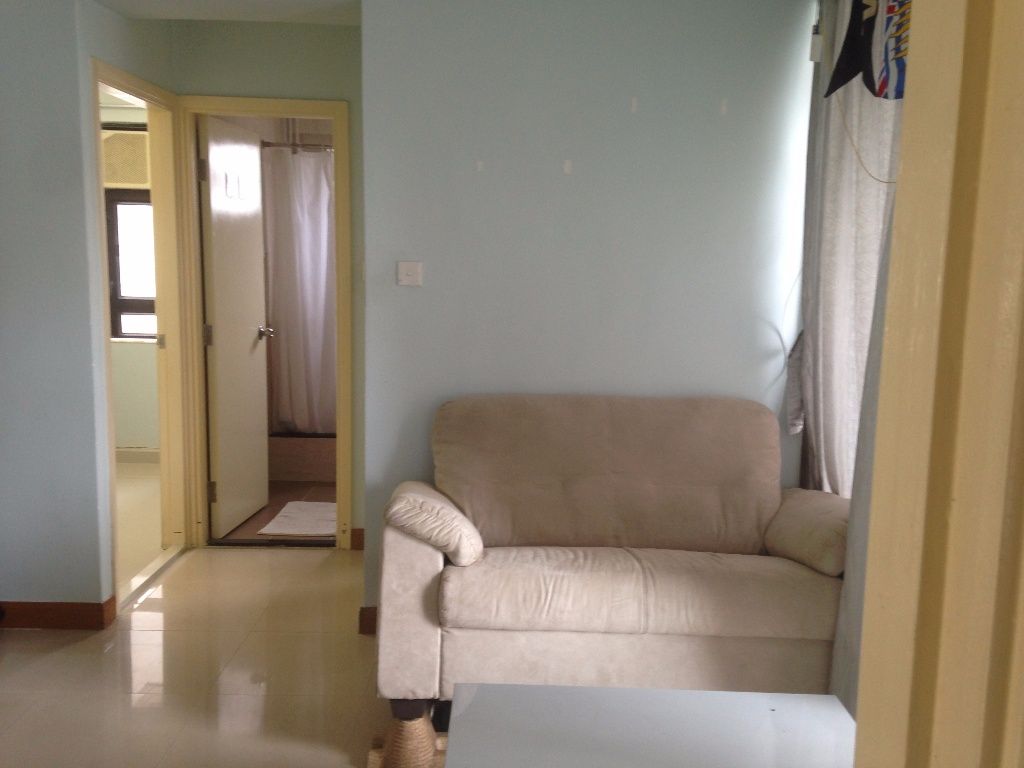 Clean 12.5 minutes to TST  - Mei Foo - Flat - Homates Hong Kong