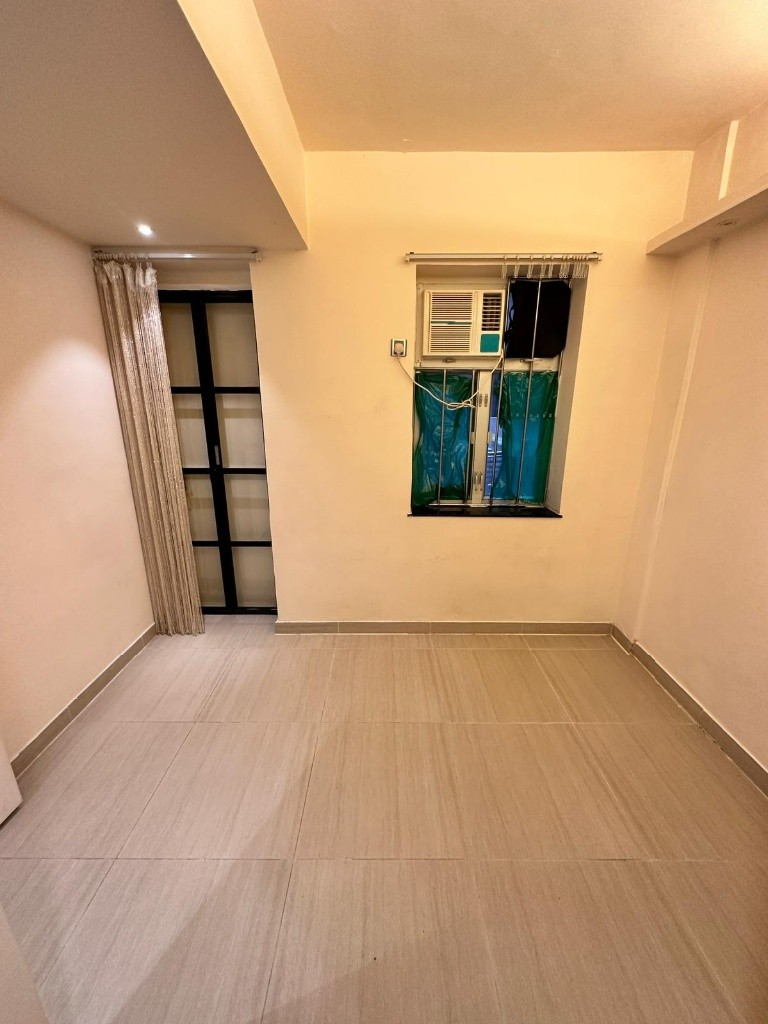 開放式雅裝 , 乾淨通爽 , 民生區 , 近地鐵 , 即打90358312約睇 - Prince Edward - Bedroom - Homates Hong Kong
