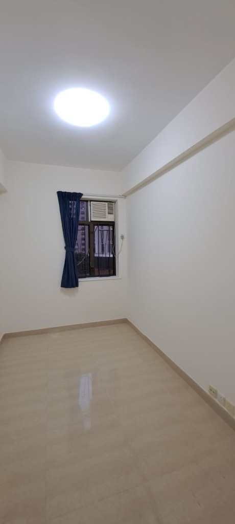 清淨地段 低層平房有電梯 超大三房業主出租免佣 聯絡WhatsApp62952483 - North Point - Flat - Homates Hong Kong