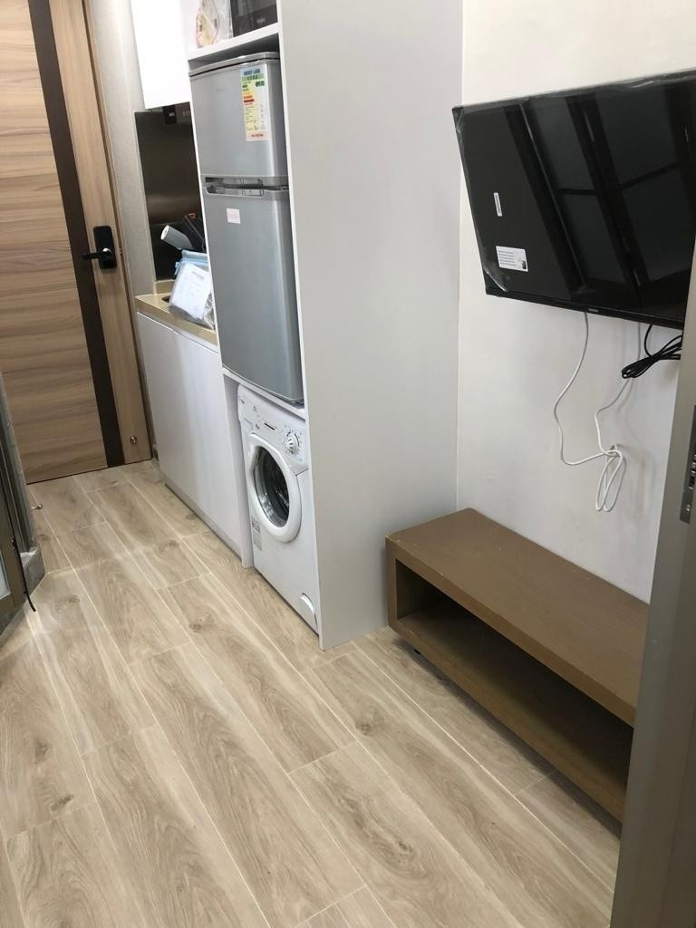 實用間隔 , 雅裝 , 基本配套齊 , 近地鐵 , WhatsApp56491688 - Causeway Bay - Bedroom - Homates Hong Kong