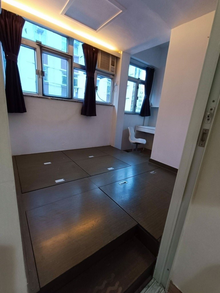 鰂魚涌 得利樓 雅裝實用 , 民生區 , 旺中帶靜 , 近地鐵whatsapp51651706 - Quarry Bay - Bedroom - Homates Hong Kong