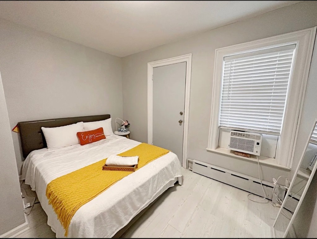 Email LEONARDD19500@gmail.com for more info  - Chai Wan - Flat - Homates Hong Kong
